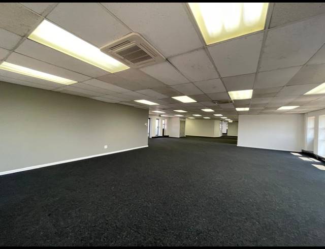 400M² OFFICE TO LET IN HURLINGHAM